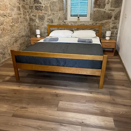 Fig Tree Апартаменты
